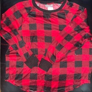 Patterned red and black Long sleeve T-Shirt!